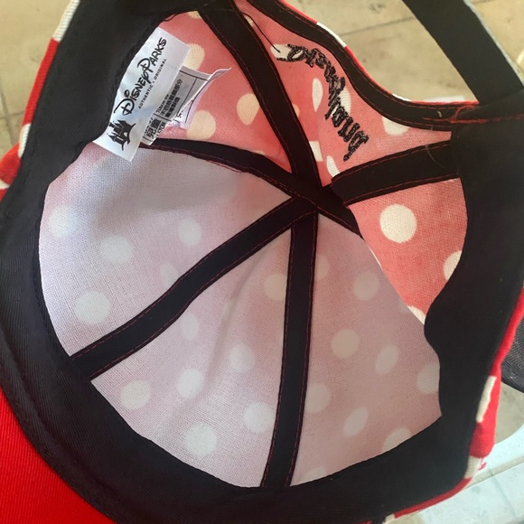 Disney  Minnie Mouse ear hat - Picture 3 of 4